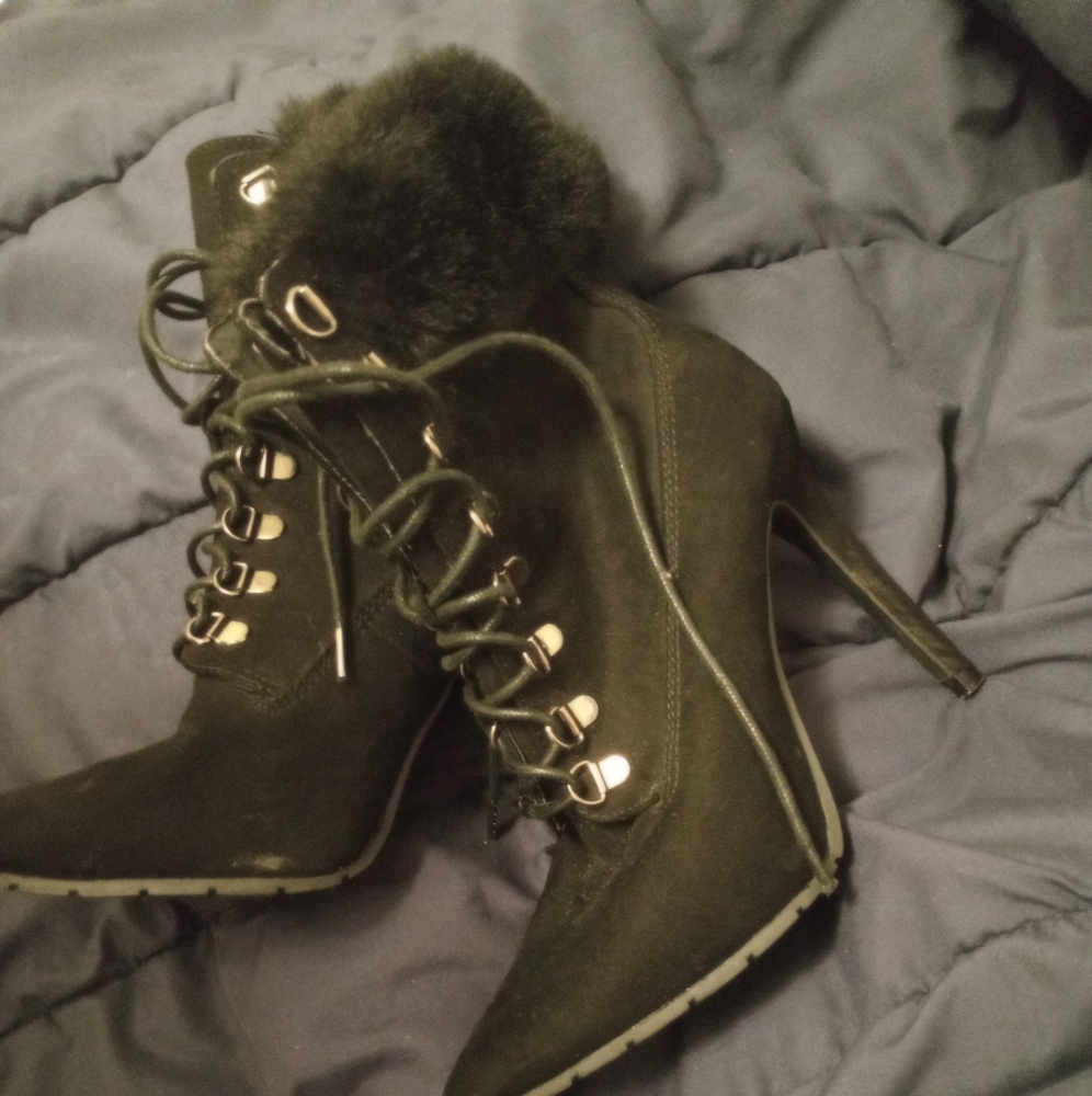 Faux fur boots